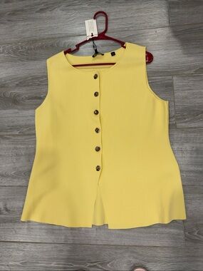 Ted Baker Sleeveless Button-Front Yellow Women's Top XL